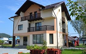Casa Arinis